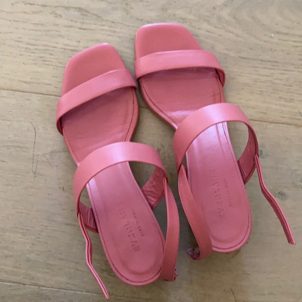 Everlane sandals—-real leather